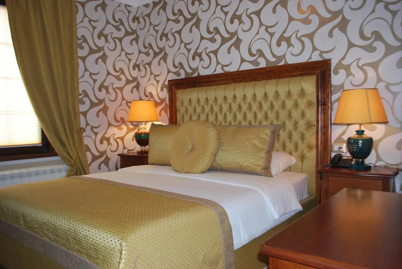 Hotel Vila Sigal Korce 4*,  Albania
