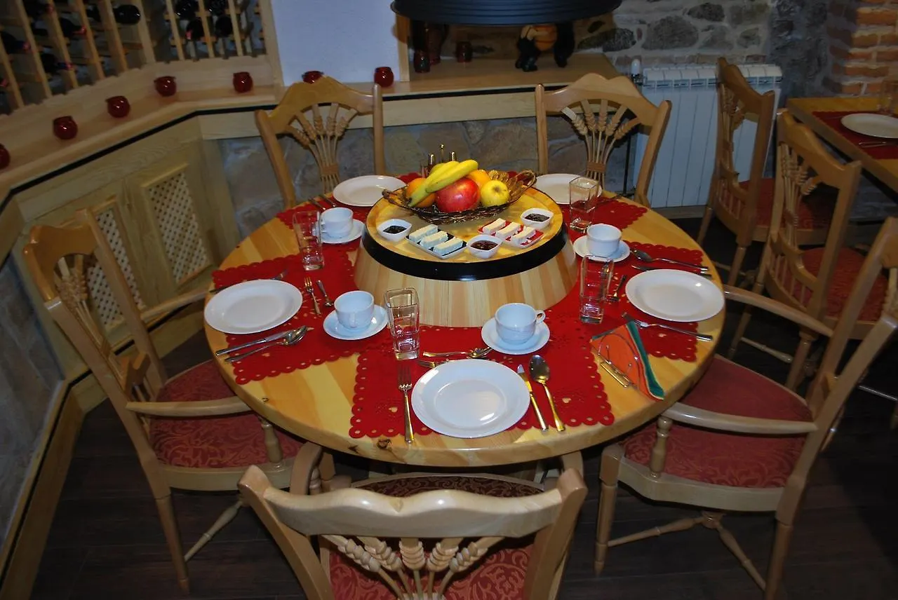 ****  Hotel Vila Sigal Korce Albania